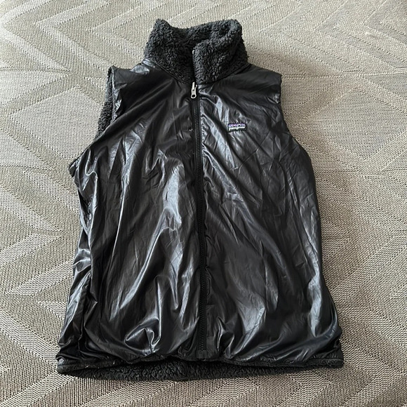 Patagonia Reversible Vest - Picture 8 of 10